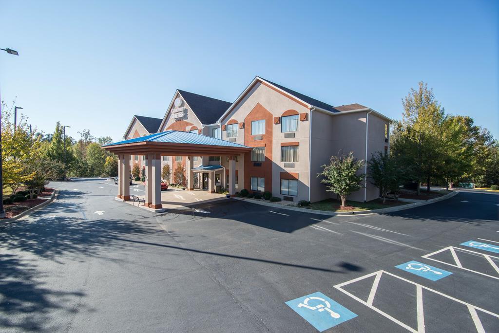 Comfort Suites Northside Hospital Gwinnett Lawrenceville Exterior photo